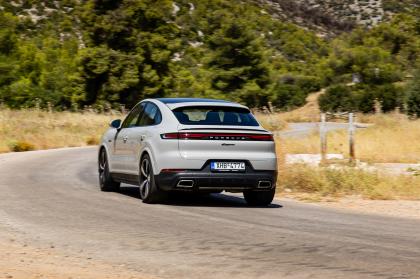 Test: Porsche Cayenne Coupe E-Hybrid 470Ps